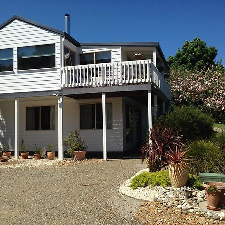 Yarra Glen Bed & Breakfast Экстерьер фото